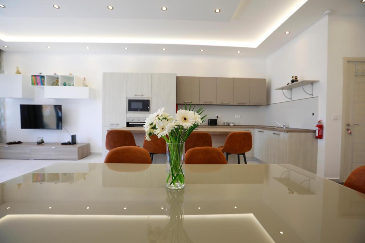3-bedroom With Views In Iz-zebbug, Gozo Apartment
